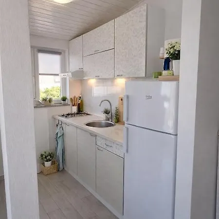 Wilma Apartment Vir